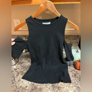 Abercrombie & Fitch cropped, shoulder cut out top, super cute, black cotton top